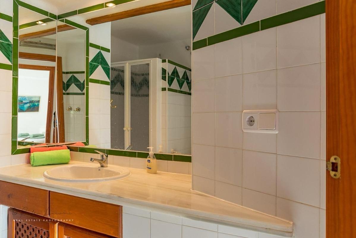 Apartamento Aldea Del Mar ตอร์เรเวียคา ภายนอก รูปภาพ