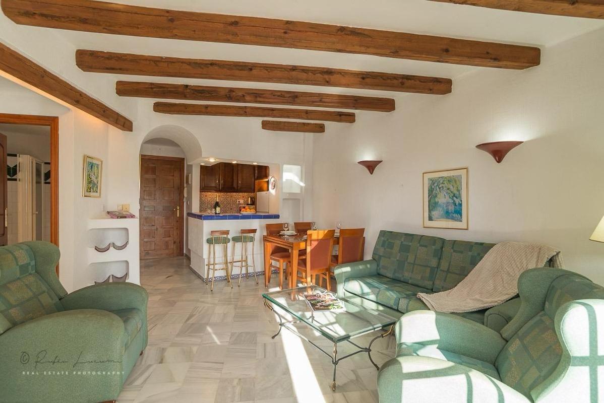 Apartamento Aldea Del Mar ตอร์เรเวียคา ภายนอก รูปภาพ